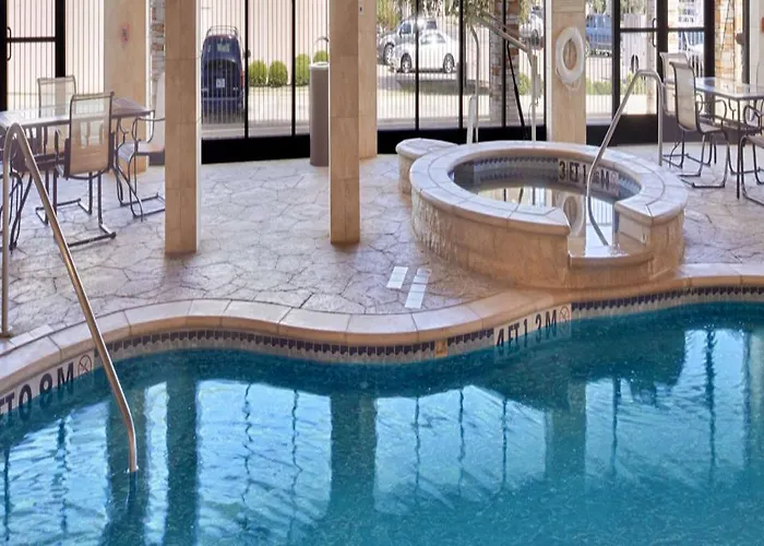 Hotel Doubletree By Hilton Worth Fossil Creek 4*